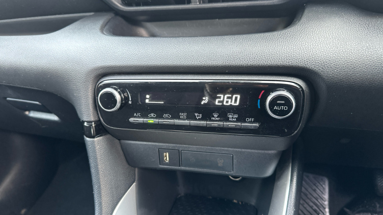 Toyota Yaris 1.5 Hybrid Icon 5dr CVT Hybrid Hatchback